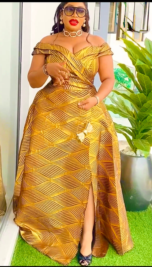 Off The Shoulder Gold Wedding Guest Dress Plus Size, Mother of The Bride A-Line Gown, Metallic Brocade Evening Wear for Party Cocktail Birthday Bridal Reception Photoshoot